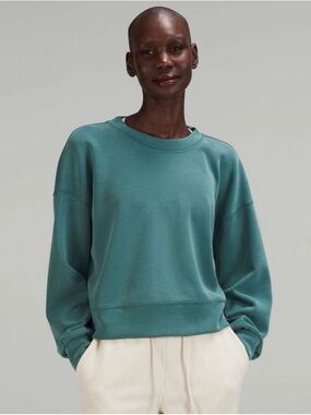 Lululemon Perfectly Oversized Cropped Crew *Softstreme
Green Jasper